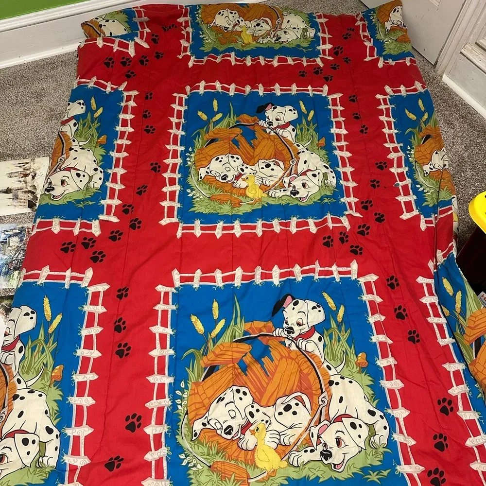 Vintage 101 Dalmatian Print Twin Comforter - Picture 2 of 4